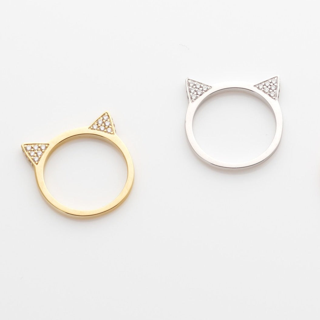 Mini KITTY Ring, Ring, Anabela Chan Joaillerie - Fine jewelry with laboratory grown and created gemstones hand-crafted in the United Kingdom. Anabela Chan Joaillerie is the first fine jewellery brand in the world to champion laboratory-grown and created gemstones with high jewellery design, artisanal craftsmanship and a focus on ethical and sustainable innovations.